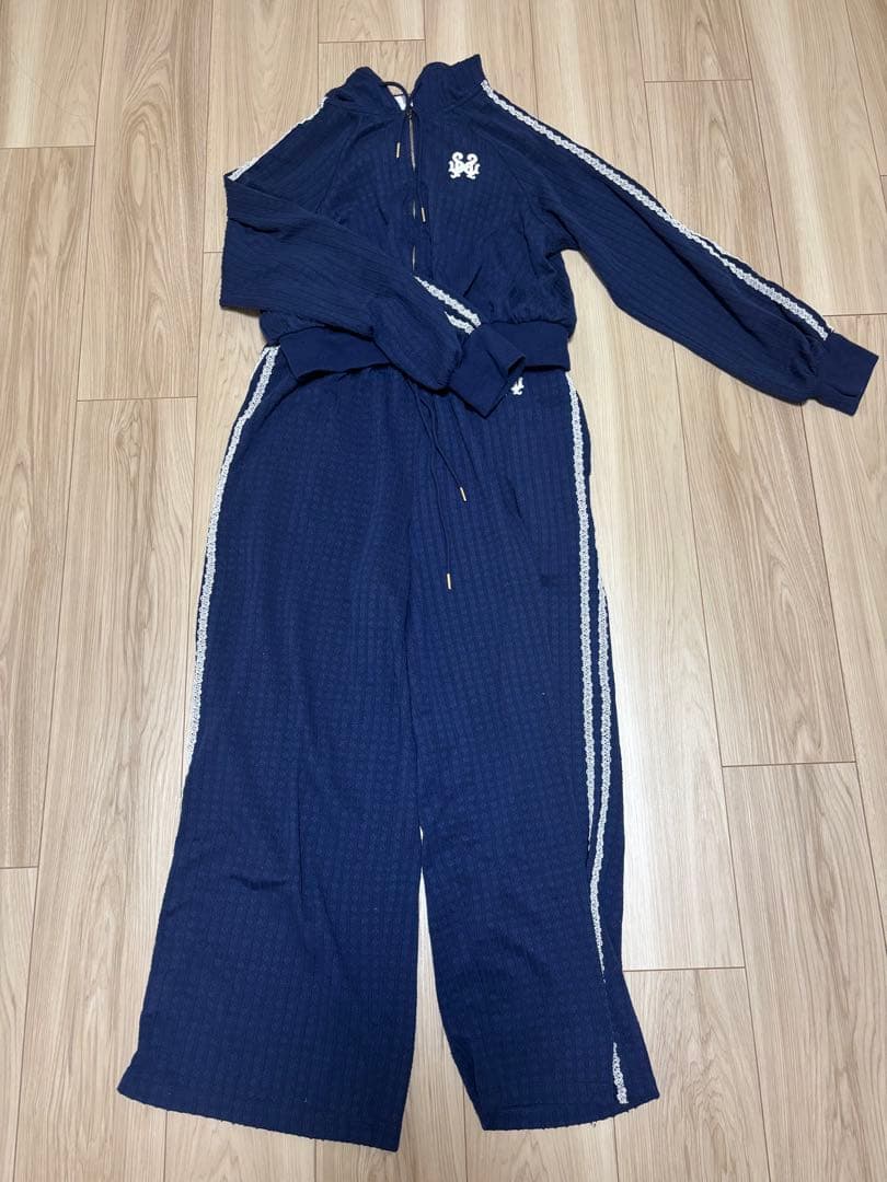 美品 SNIDEL  ネイビーセットアップ