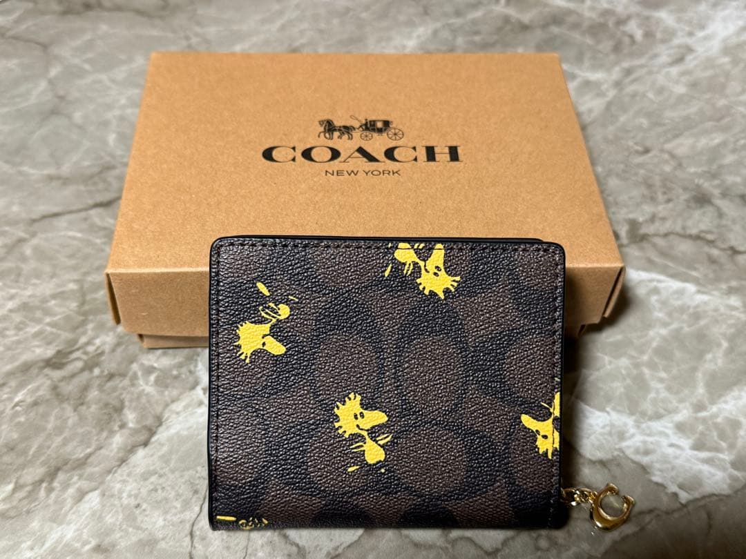 COACH 二つ折り財布 ダークブラウン