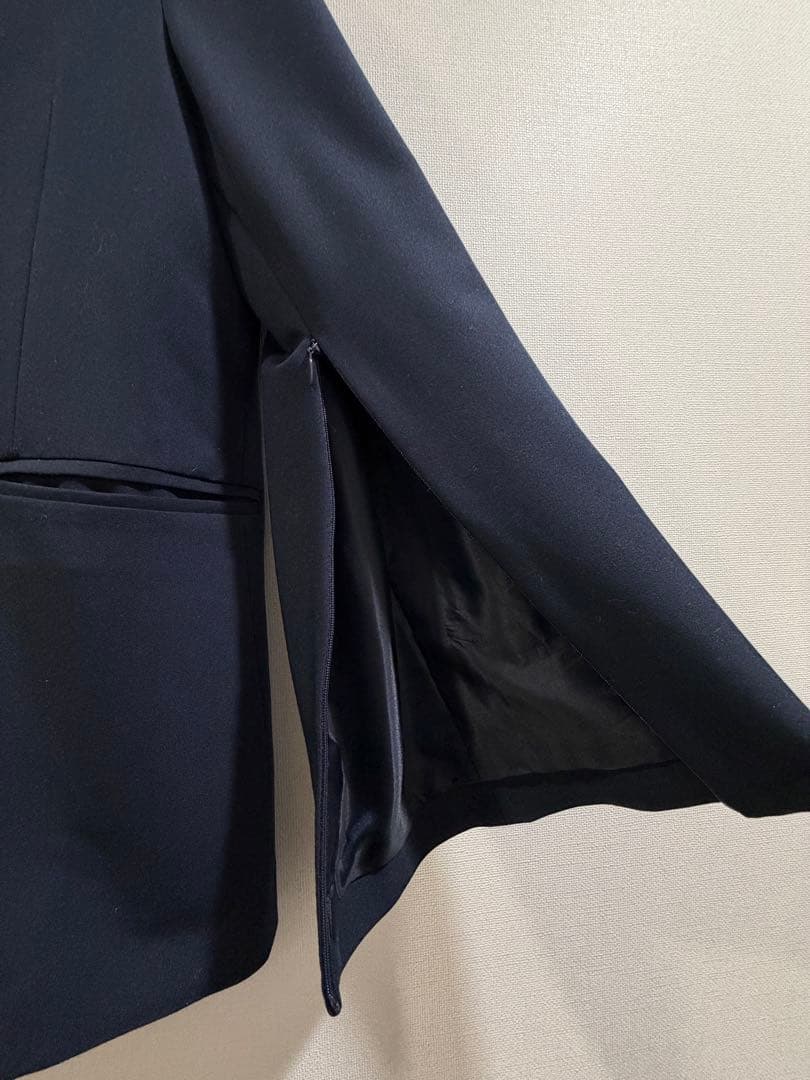 anuans フレアスリーブスリットジャケット （NAVY）