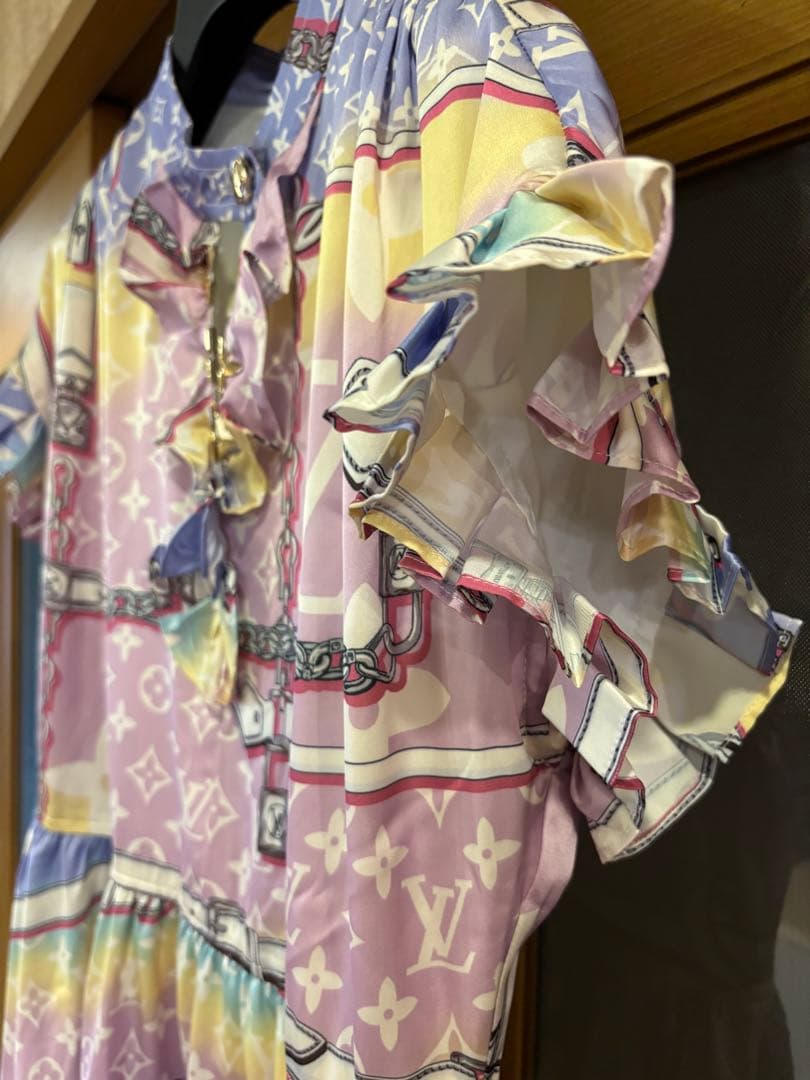 #美品Louis Vuitton フリル付きモノグラムひざ丈ワンピース#L