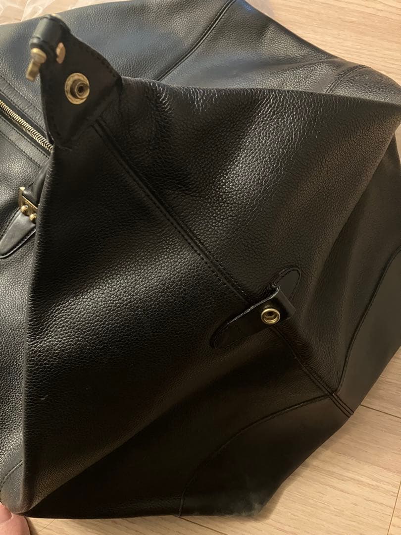 BALLY 黒 レザーボストンバッグ