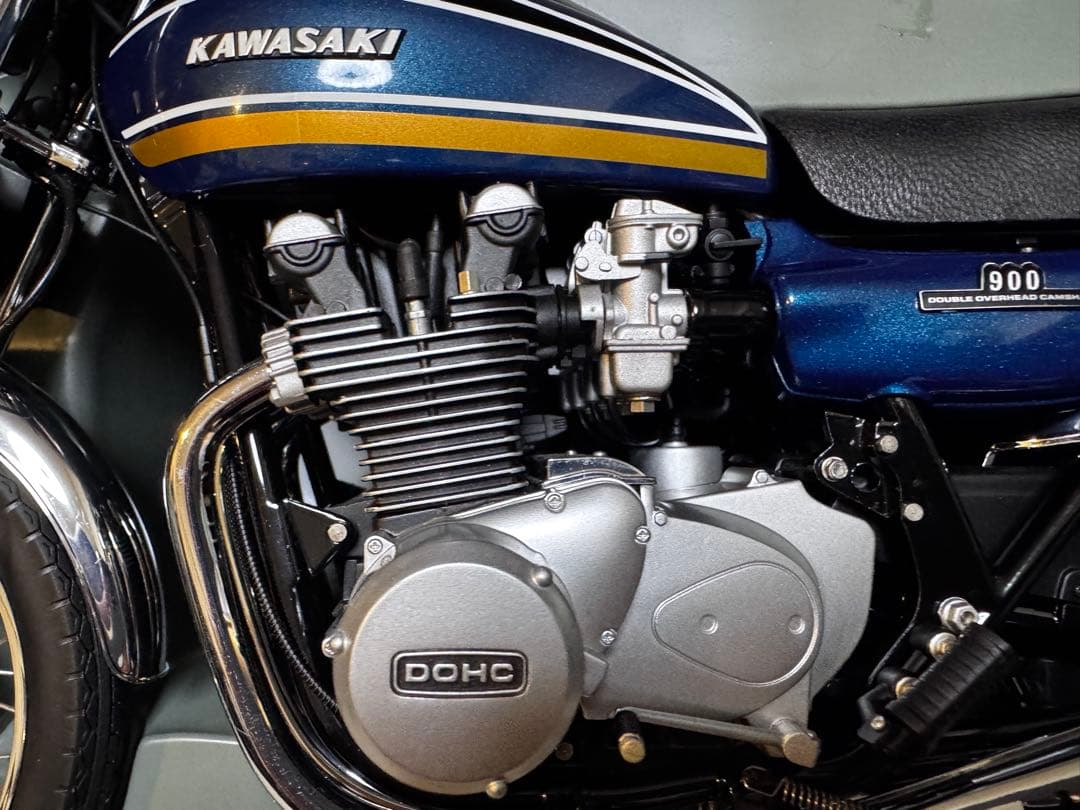 Kawasaki 900 Super Four (Z1) 500台限定