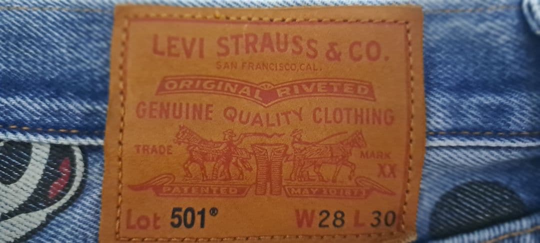 LEVI’S501 ミッキーマウス デニムパンツ 28インチ 限定品