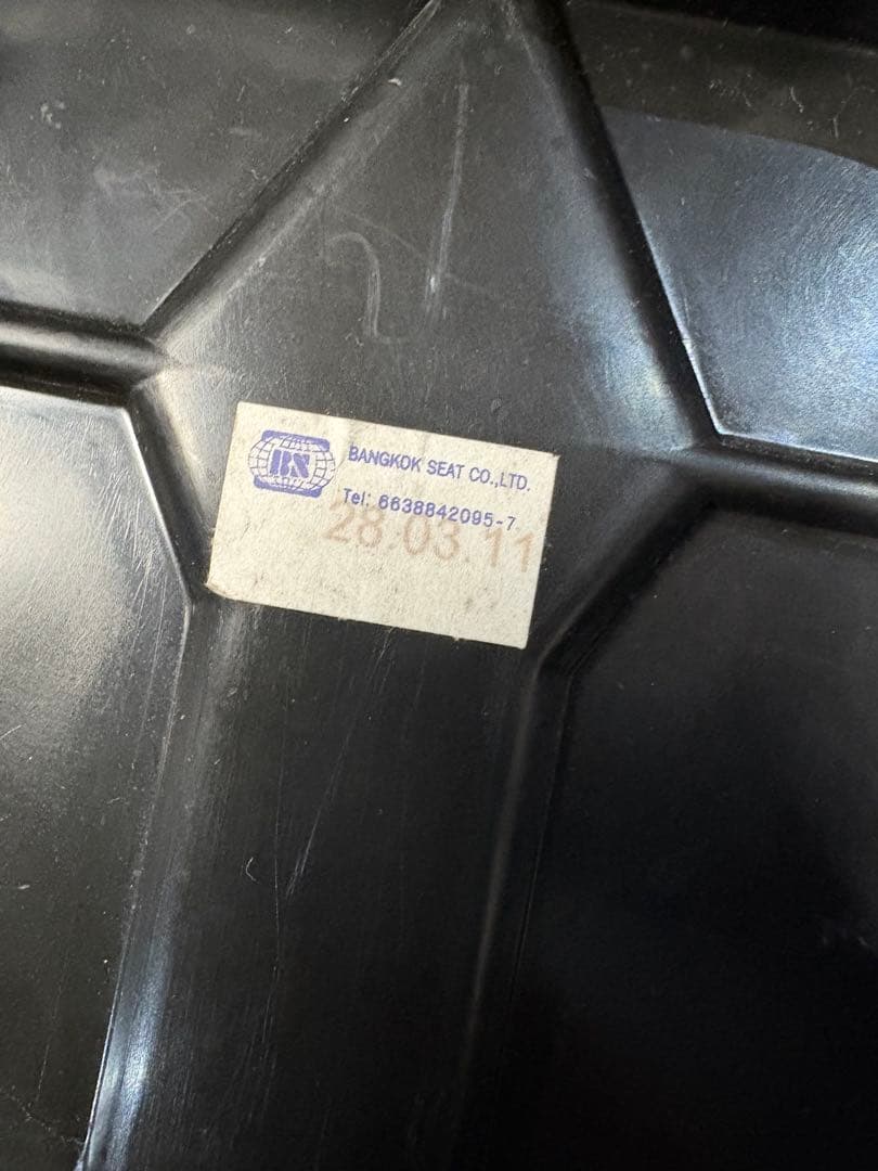 ホンダ　PCX125 シート　中古　シグナス　HONDA