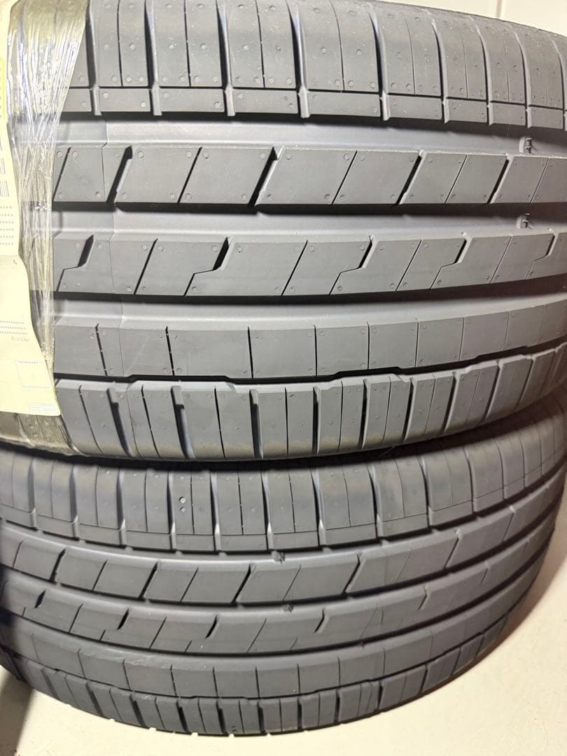 タイヤ・ホイール Hankook Ventus S1 evo3 SUV 245/45ZR20