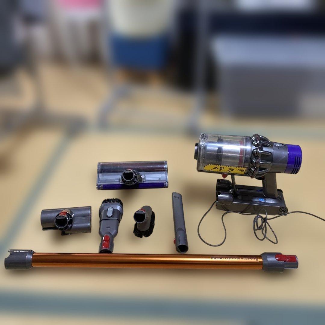 B*E様 ダイソンコードレス掃除機「Dyson Cyclone V10 Fluf