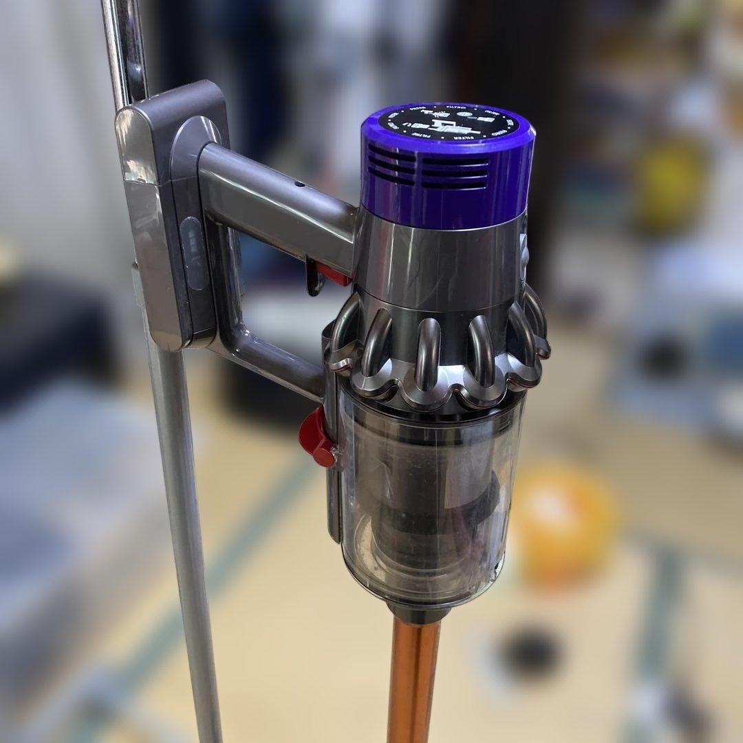 B*E様 ダイソンコードレス掃除機「Dyson Cyclone V10 Fluf