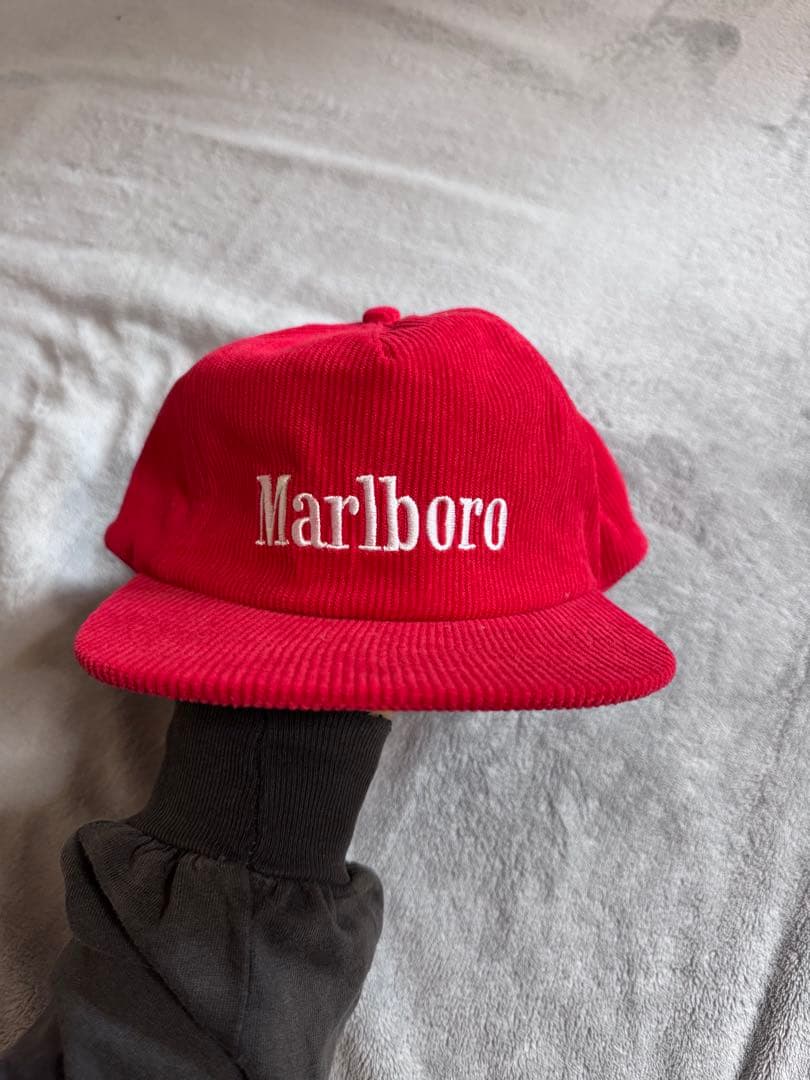 Marlboro 赤 コーデュロイキャップ　マルボロ