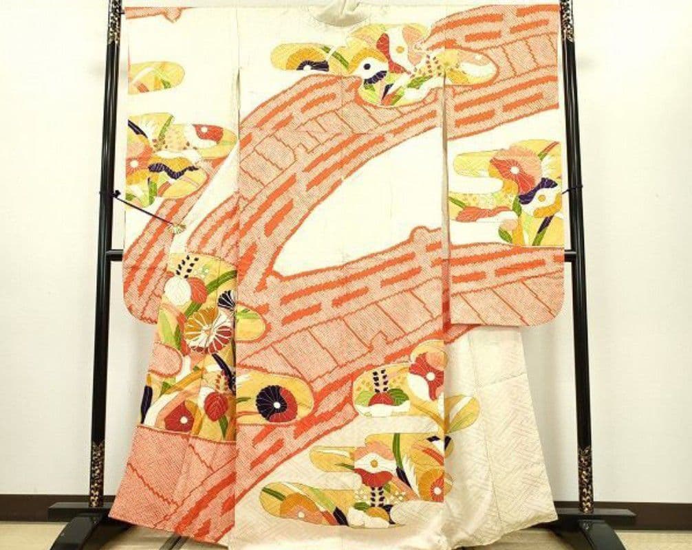 とどたん　豪華振袖 駒刺繍 絞り 渡橋霞花文 絹 逸品 成人式 パーティー