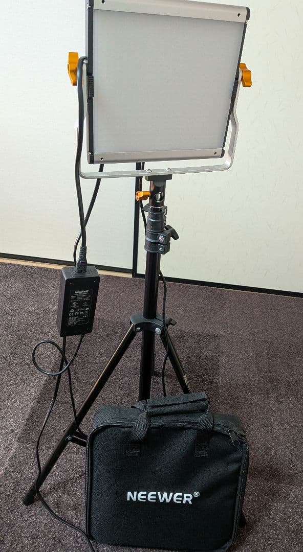NEEWER 480 LEDビデオライトとスタンドキット 照明撮影用パネルライト