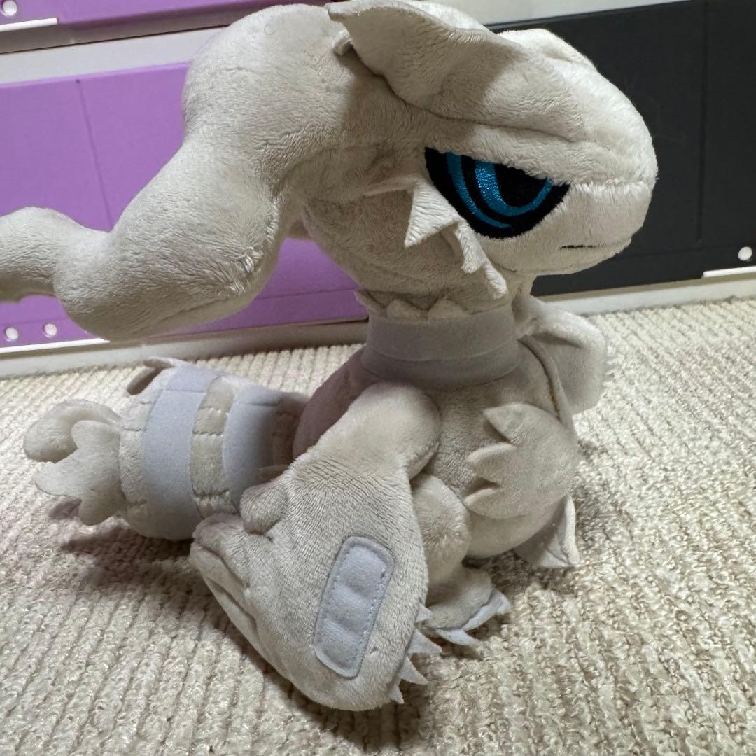 ぴ*゜様 ポケドール レシラム ゼクロム ぬいぐるみ