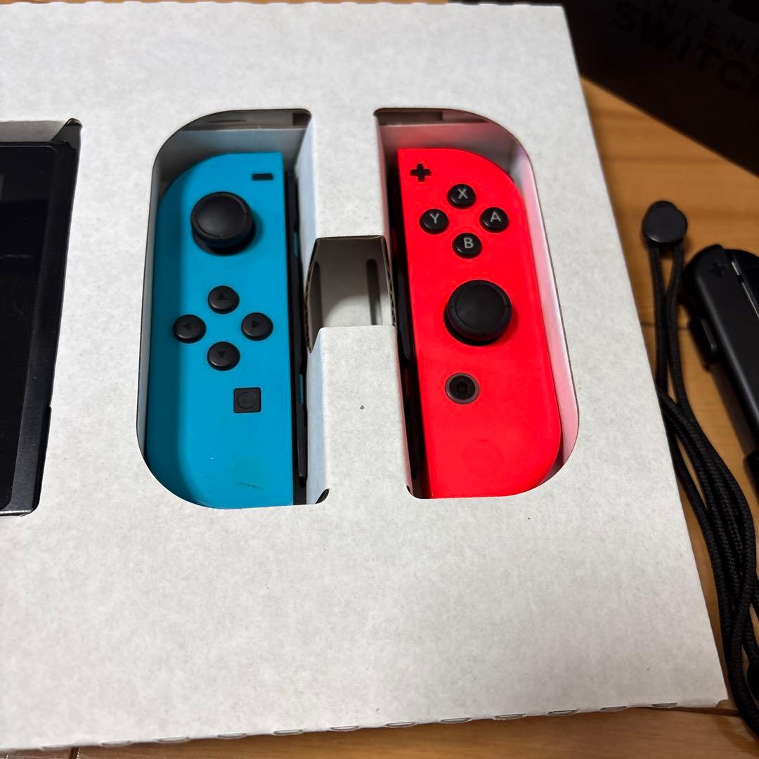 Nintendo Switch 本体 青/赤 Joy-Con付き