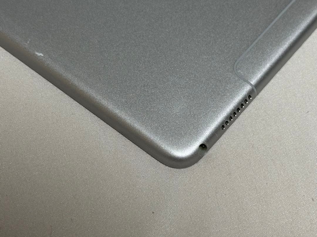 iPad Pro 10.5インチ 256GB グレー Wifi+Cellular