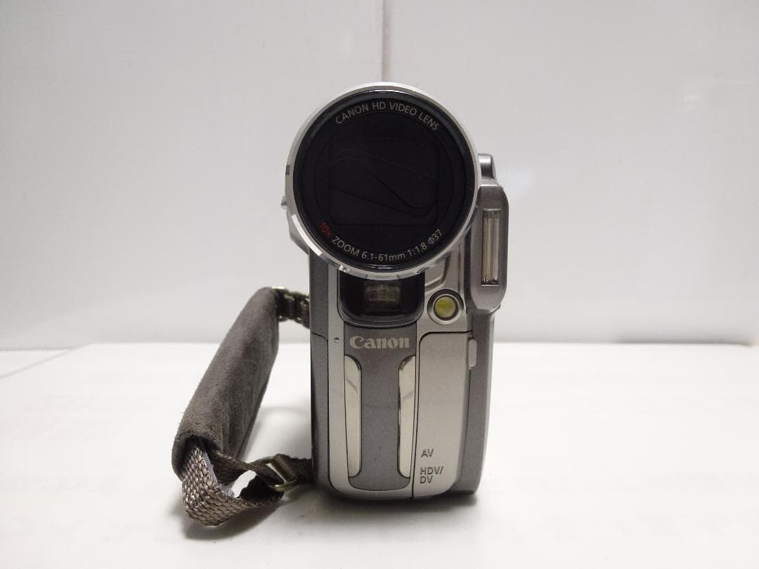 希少　動作品　キャノンビデオカメラ　iVIS HV10　Mini DV