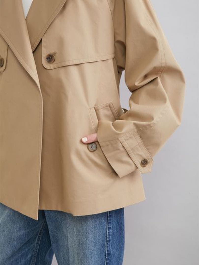 Mila Owen 即完売　ショートトレンチコート
