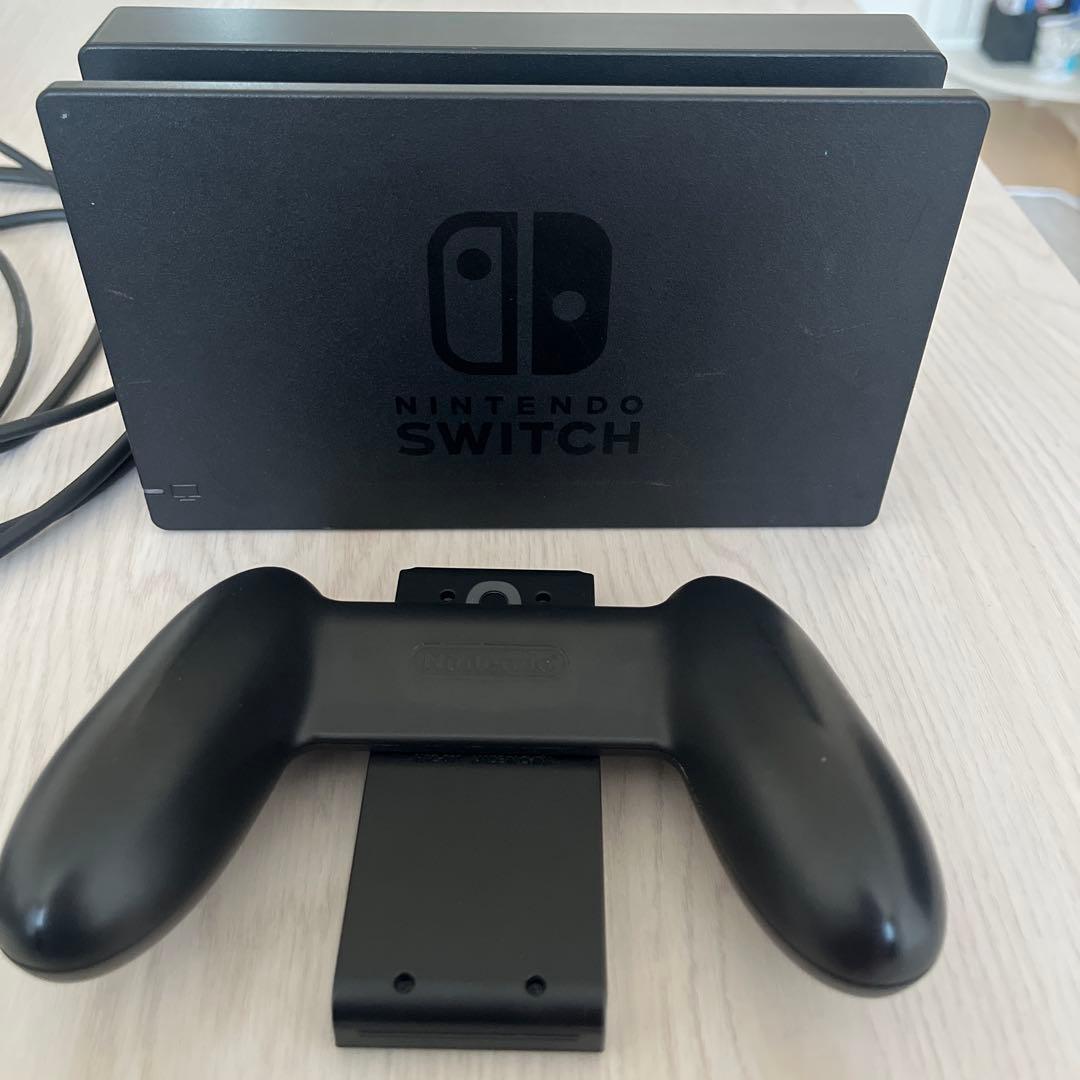 【美品】Nintendo Switch標準モデル付属品完備