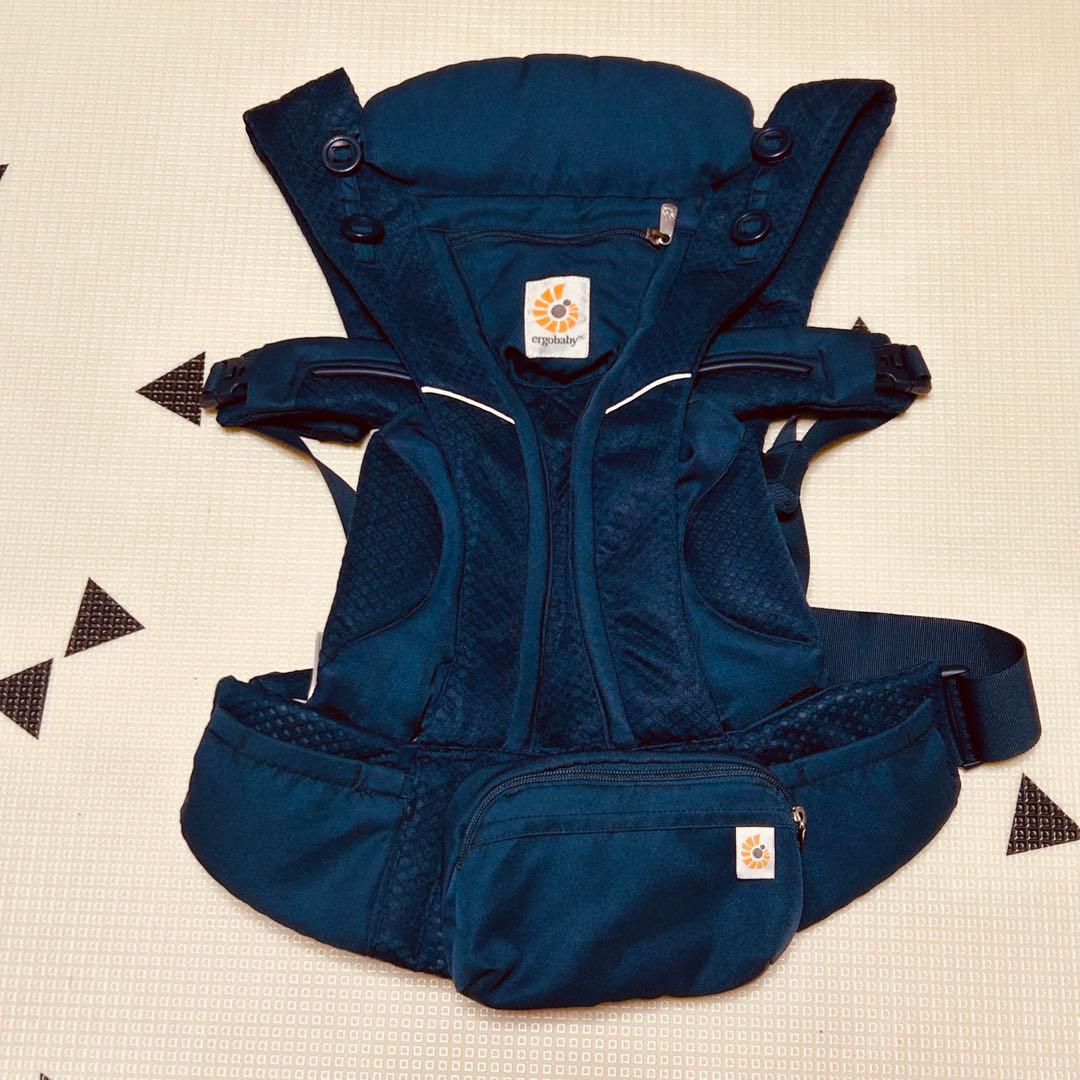 【美品】エルゴベビー オムニ ブリーズ ポーチ付 ミッドナイトブルー