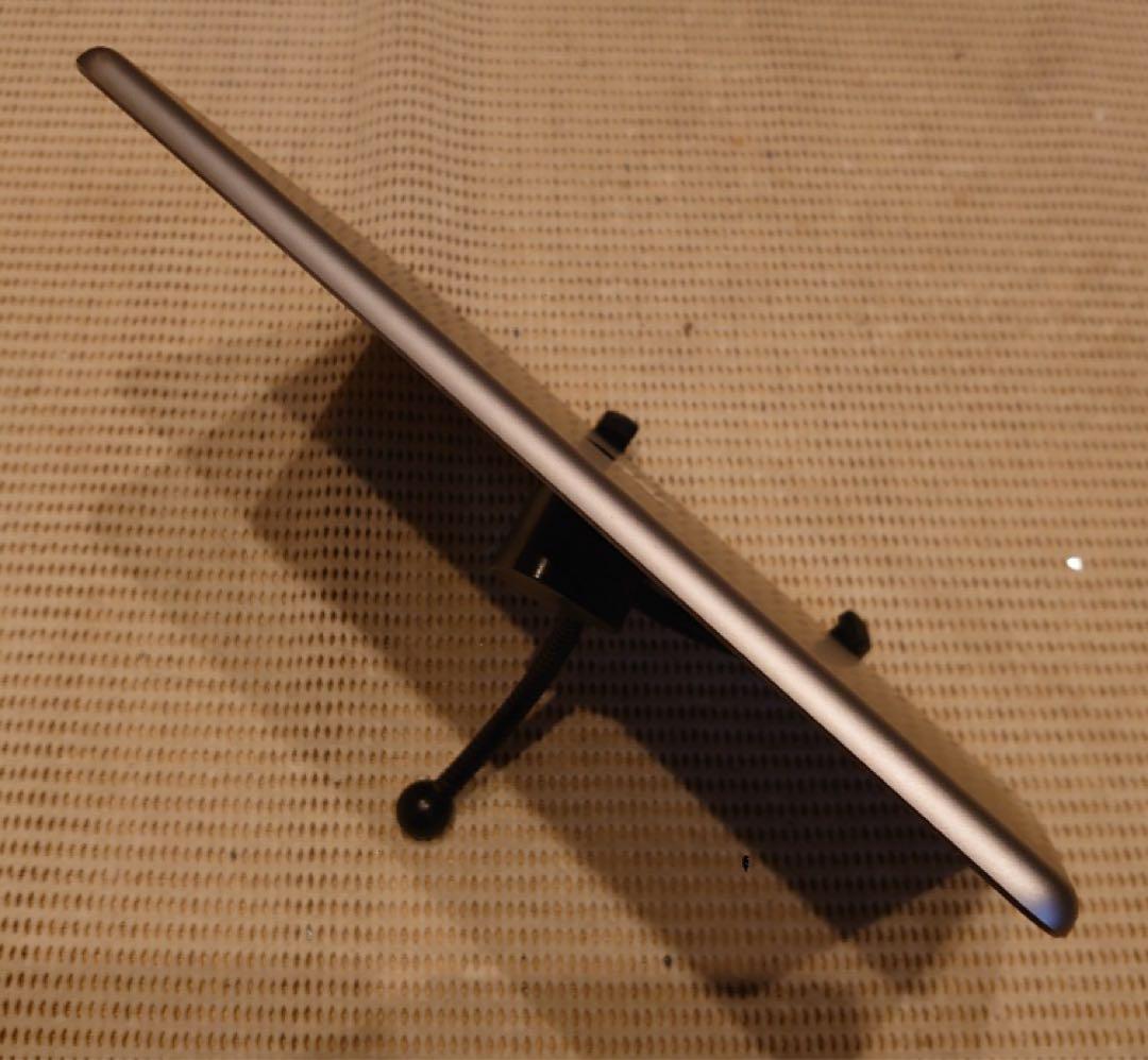 完動品SIMフリー液晶無傷iPad第6世代(A1954)本体32GB 7JF88