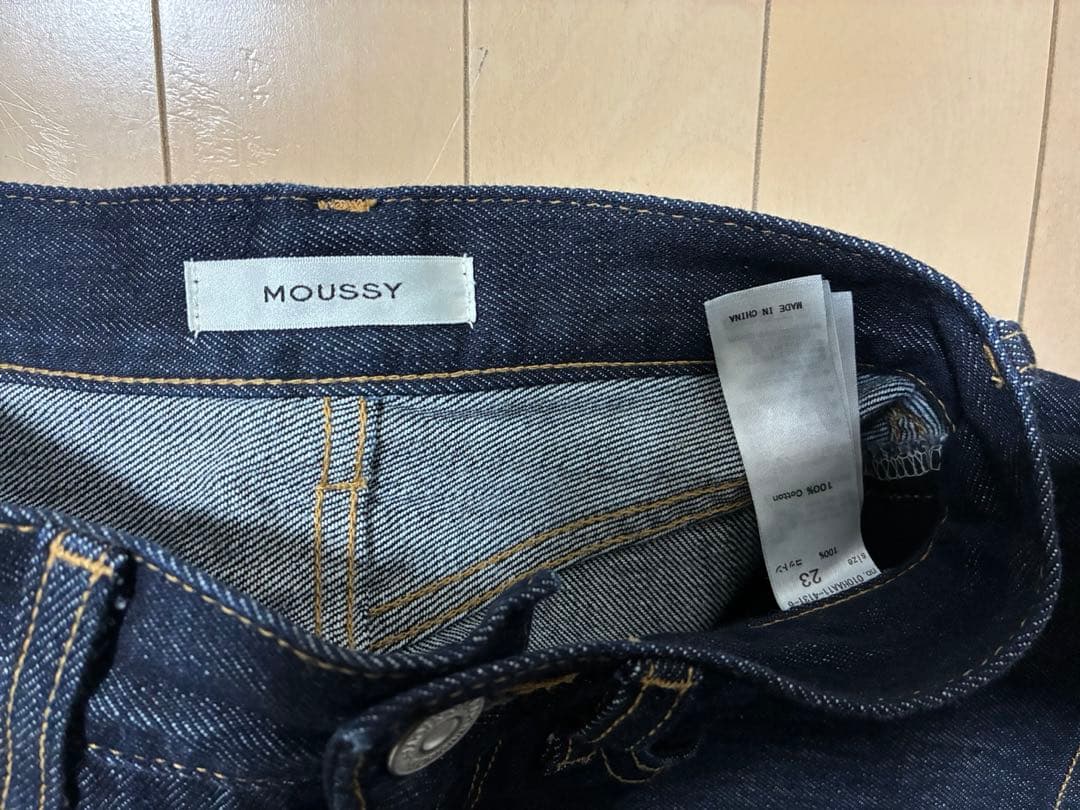 パンツ MOUSSY HW 90S STRAIGHT 23