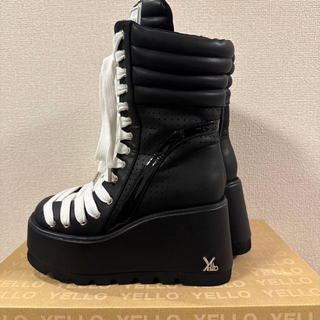 YELLO PERFORATION SHORT BOOTS 厚底 ブーツ