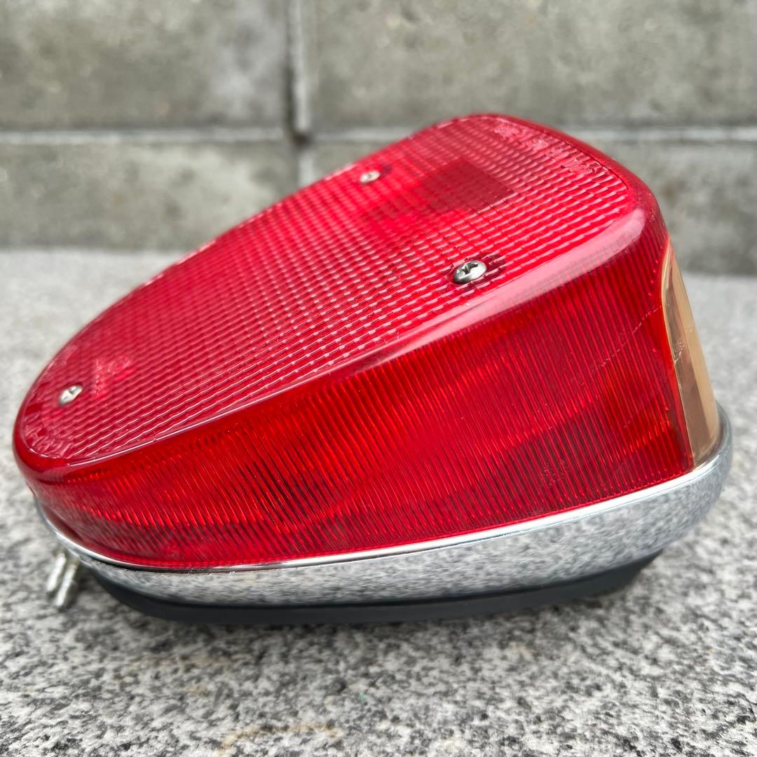 ドラッグスタークラシック400 純正テールランプ　ヤマハ　YAMAHA 送料込み