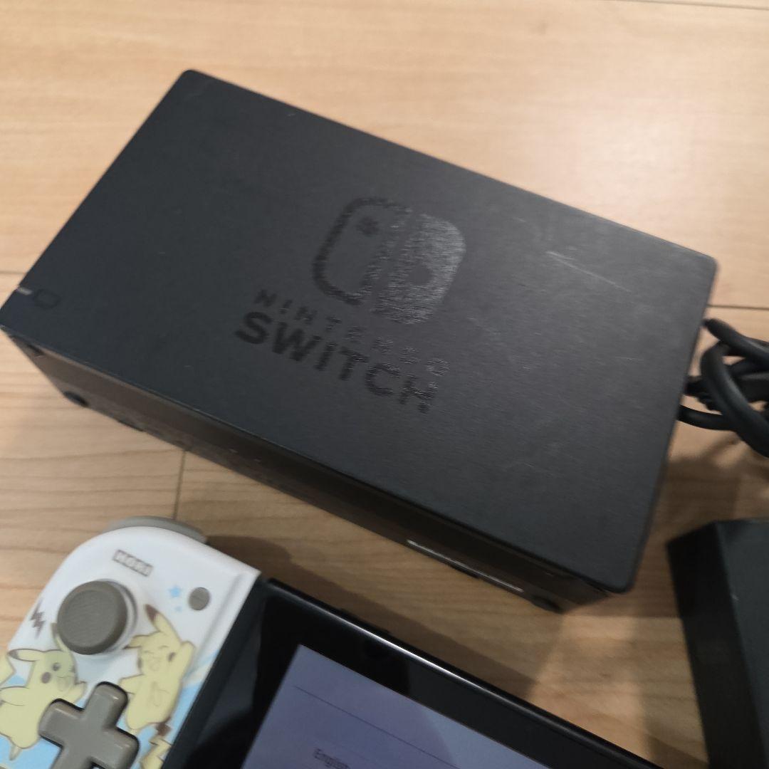 Nintendo Switch 本体 ブラック初期化済ピカチュウコントローラー付
