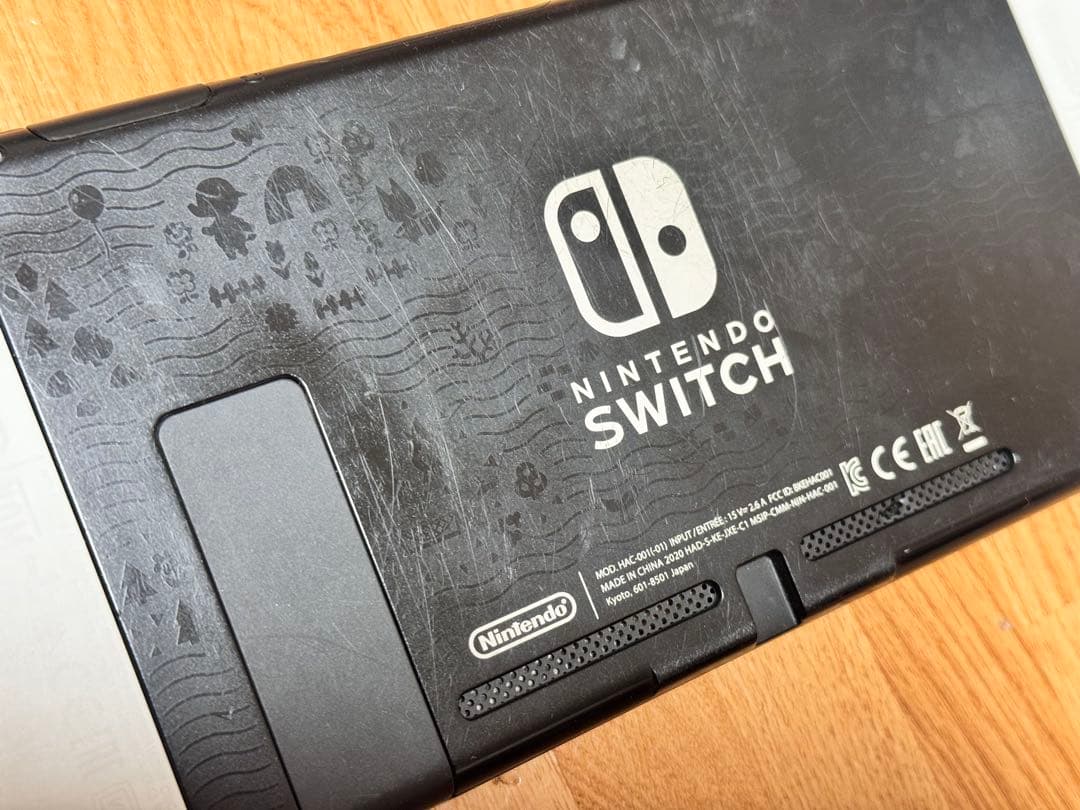 Nintendo Switch あつまれどうぶつの森ver + プロコン・ケース