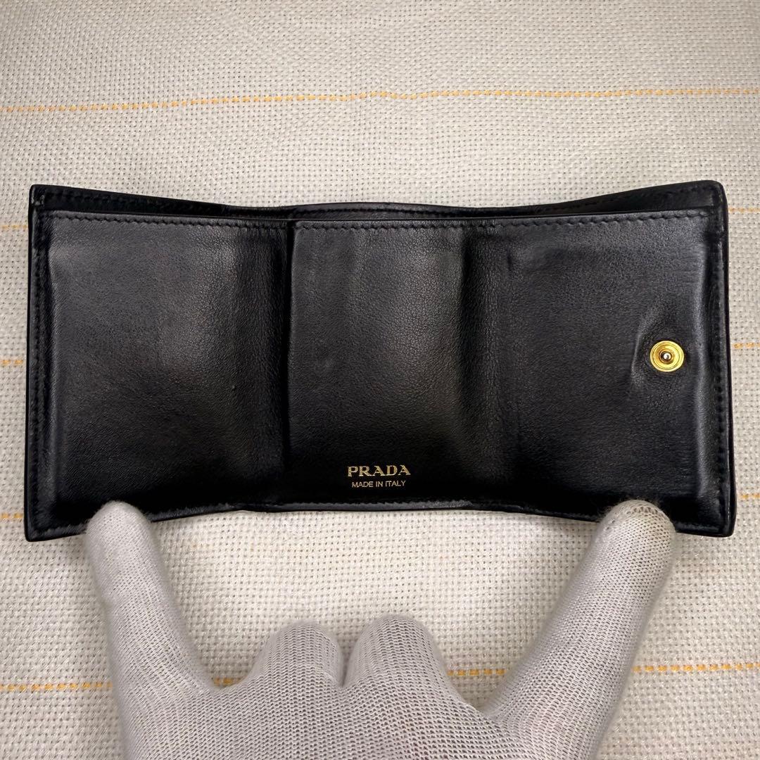 【付属品完備】PRADA ブラック 三つ折り財布 ヴィッテロムーブ