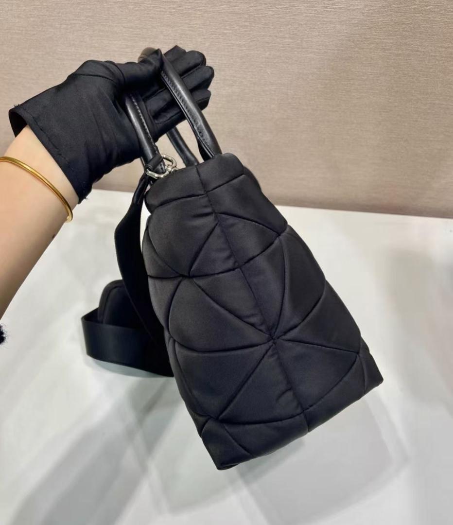 prada ショルダーバッグ ノベルティ **-25m