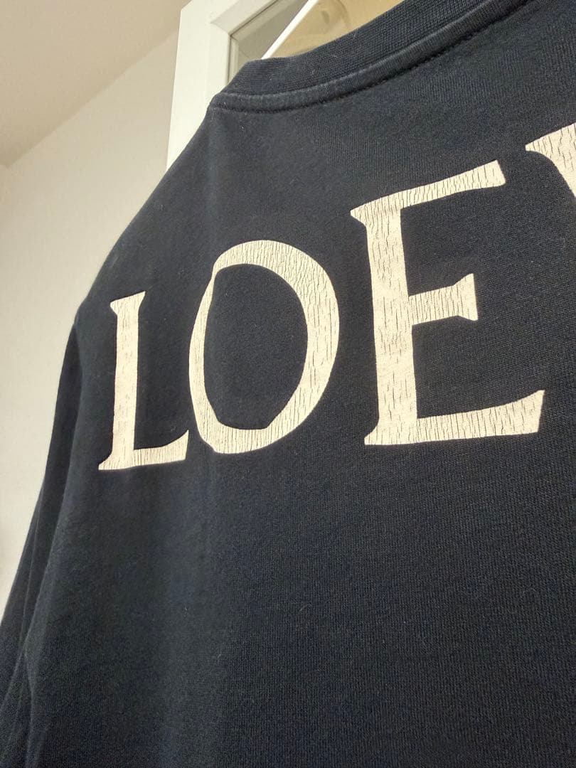 LOEWE ブラック Tシャツ スカルプリント