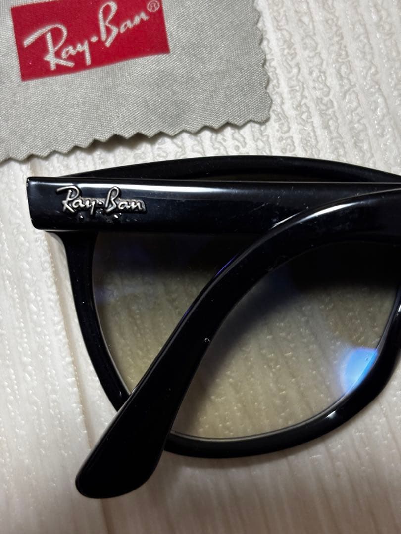 美品　Ray-Banサングラス　ウェリントン