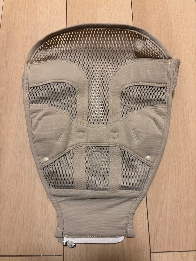 エアバギー　抱っこ紐　サンドアッシュ