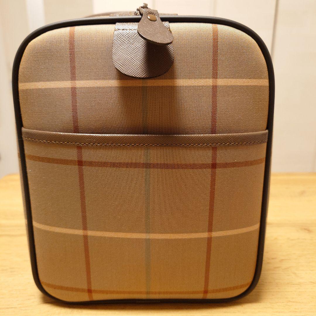 Burberry　新品未使用品 チェック柄 ボストンバッグ