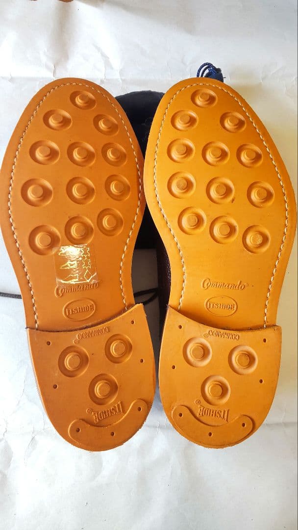 Tricker's ブラウン ブローグシューズ