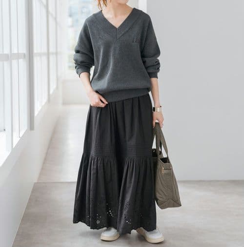 【Spick and Span】エンブロイダリーレーススカート 黒 サイズ38