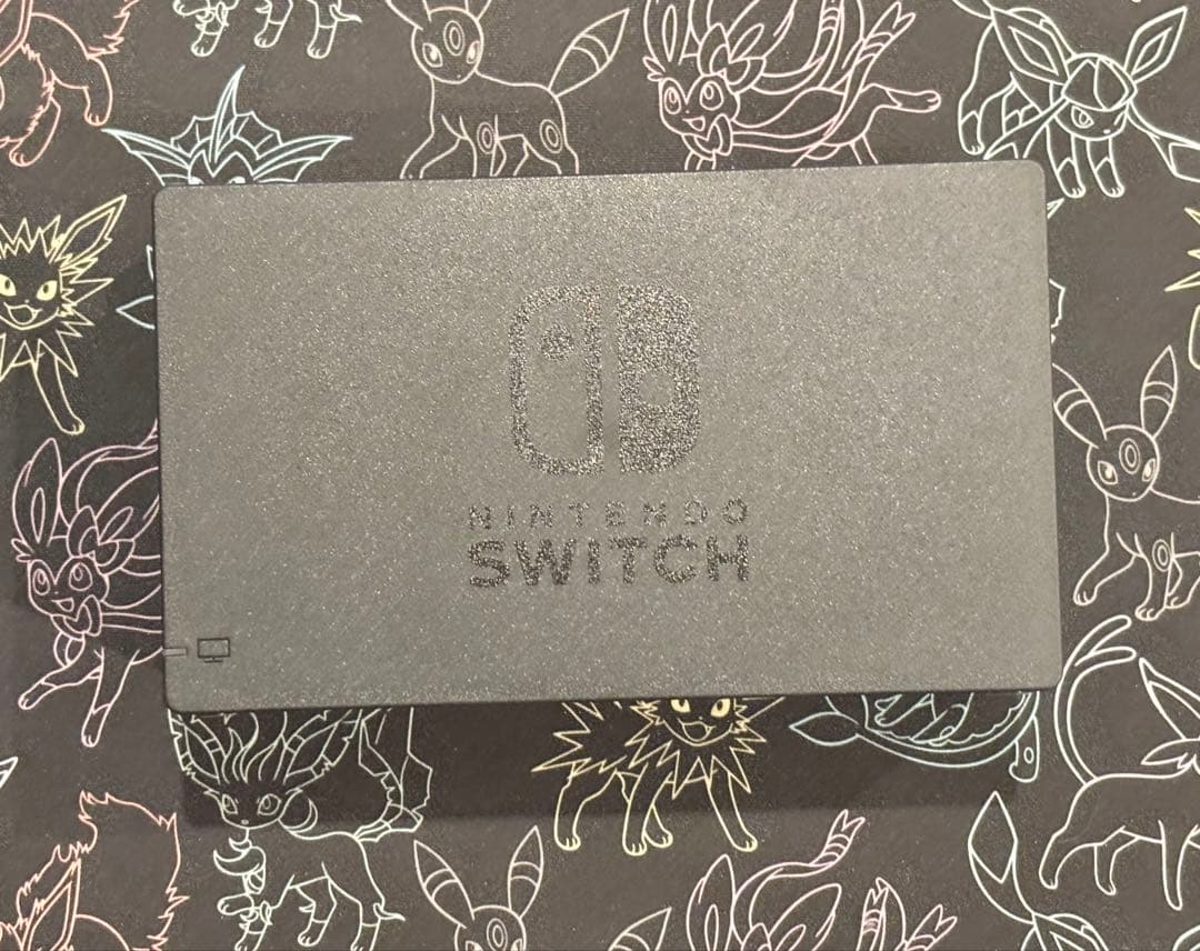 Nintendo switch本体　備品完備　ケース・SDカード付き