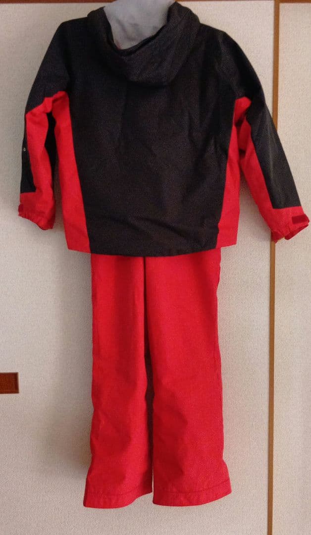 DESCENTE　子ども用スキーウェア