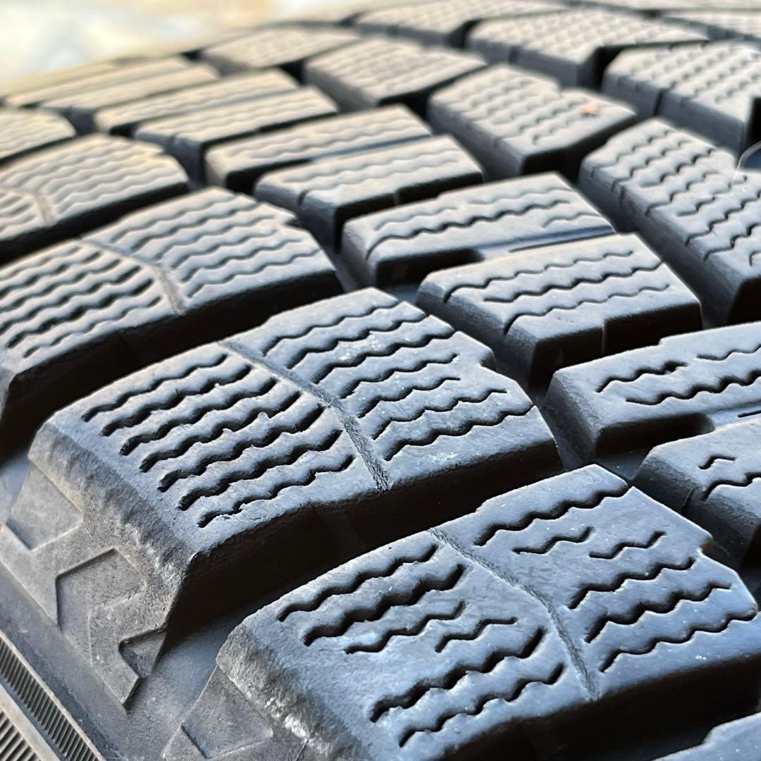 205/60r16 スタッドレスタイヤ 4本