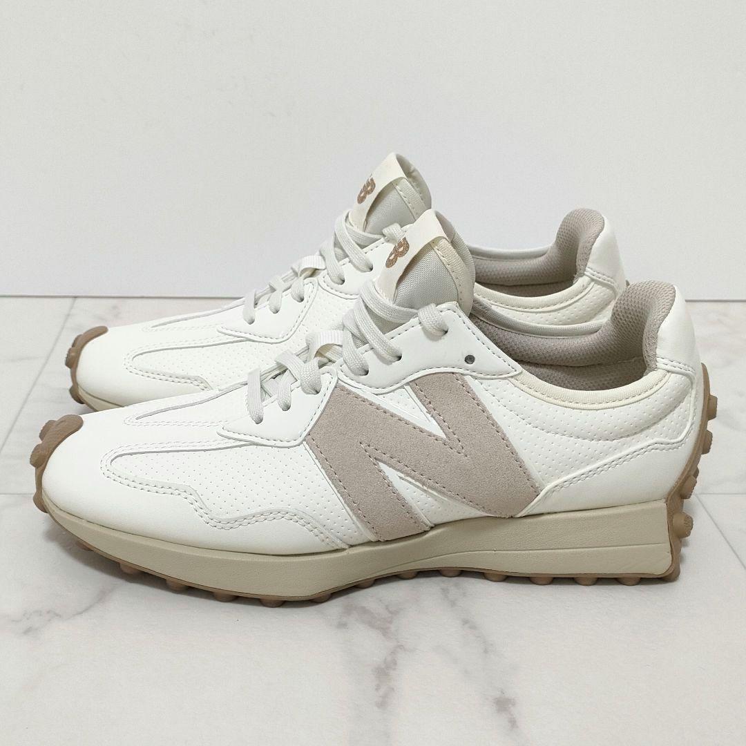 【美品】ニューバランスゴルフ　スパイクレスシューズ　WGS327AB　23.5