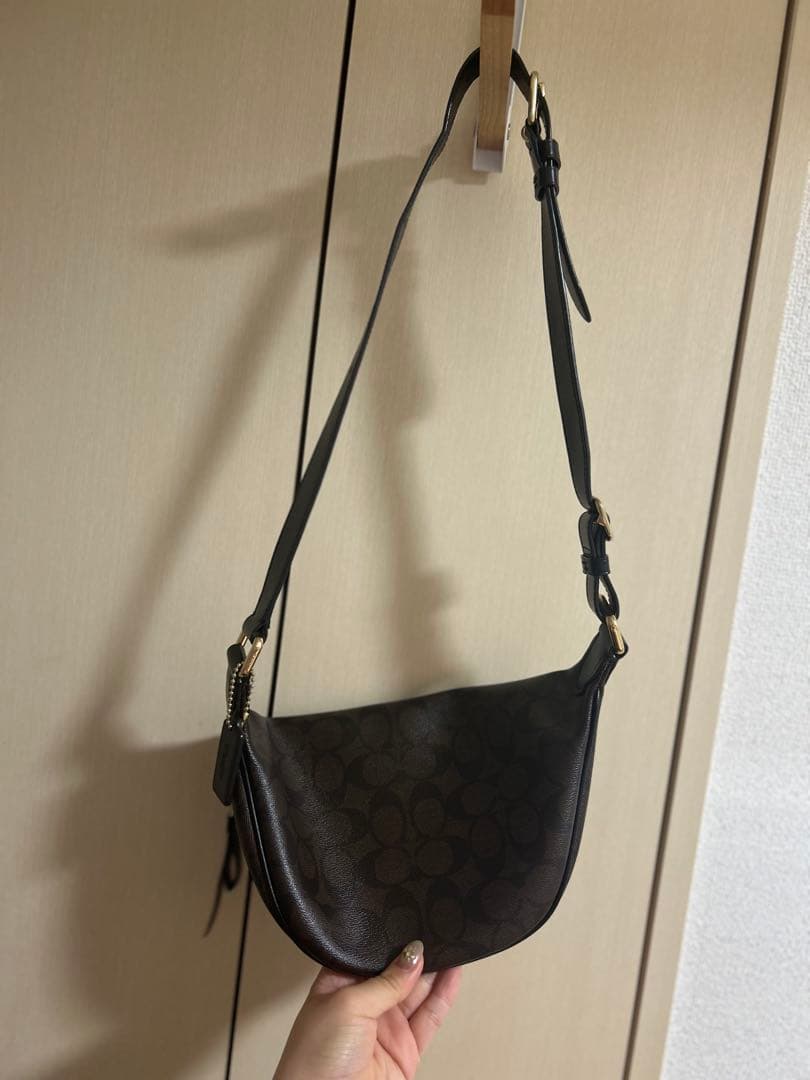 COACH ブラウン ボディバッグ タグ付き