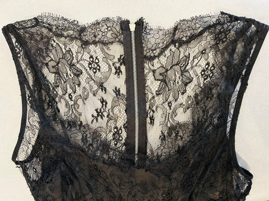 新品未使用タグ付き！ Dolce & Gabbana レース ワンピース