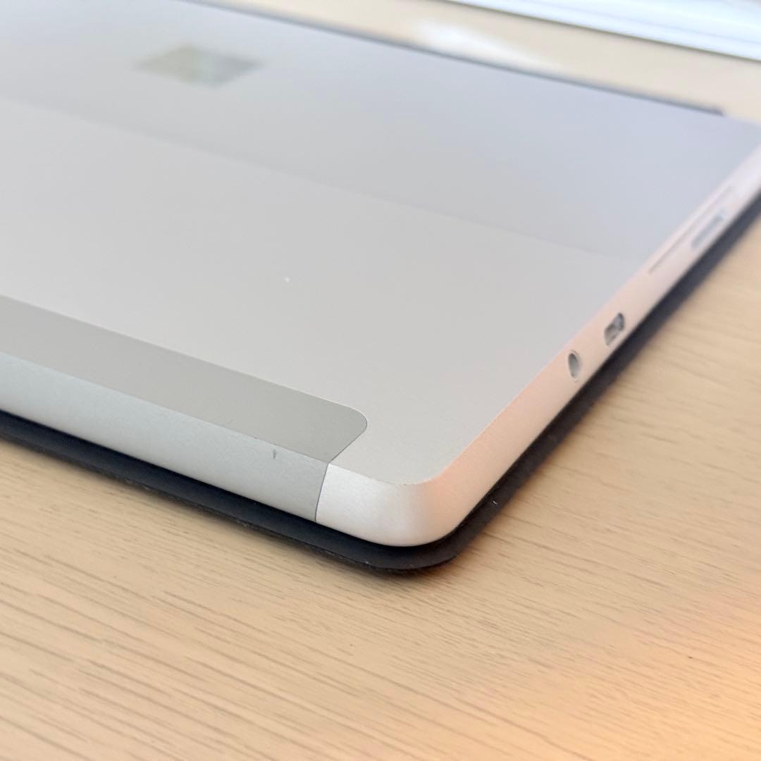 y*w様 美品 Surface Go2 4GB/64GB Windows11 充