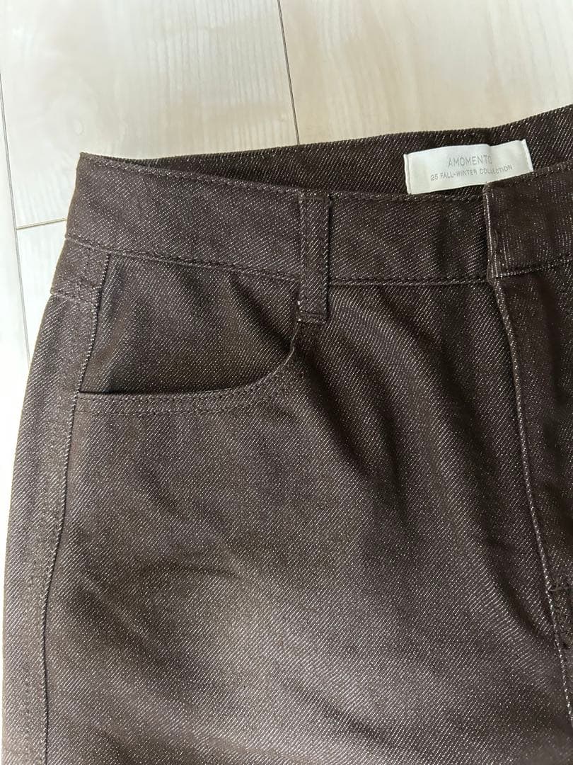 AMOMENTO COLORED STRAIGHT FIT DENIM 茶色 1