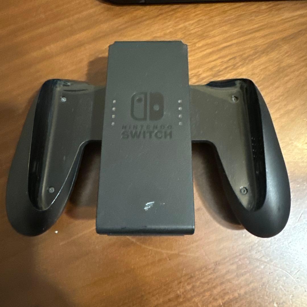 Nintendo Switch 本体＋付属品（2019年モデル）