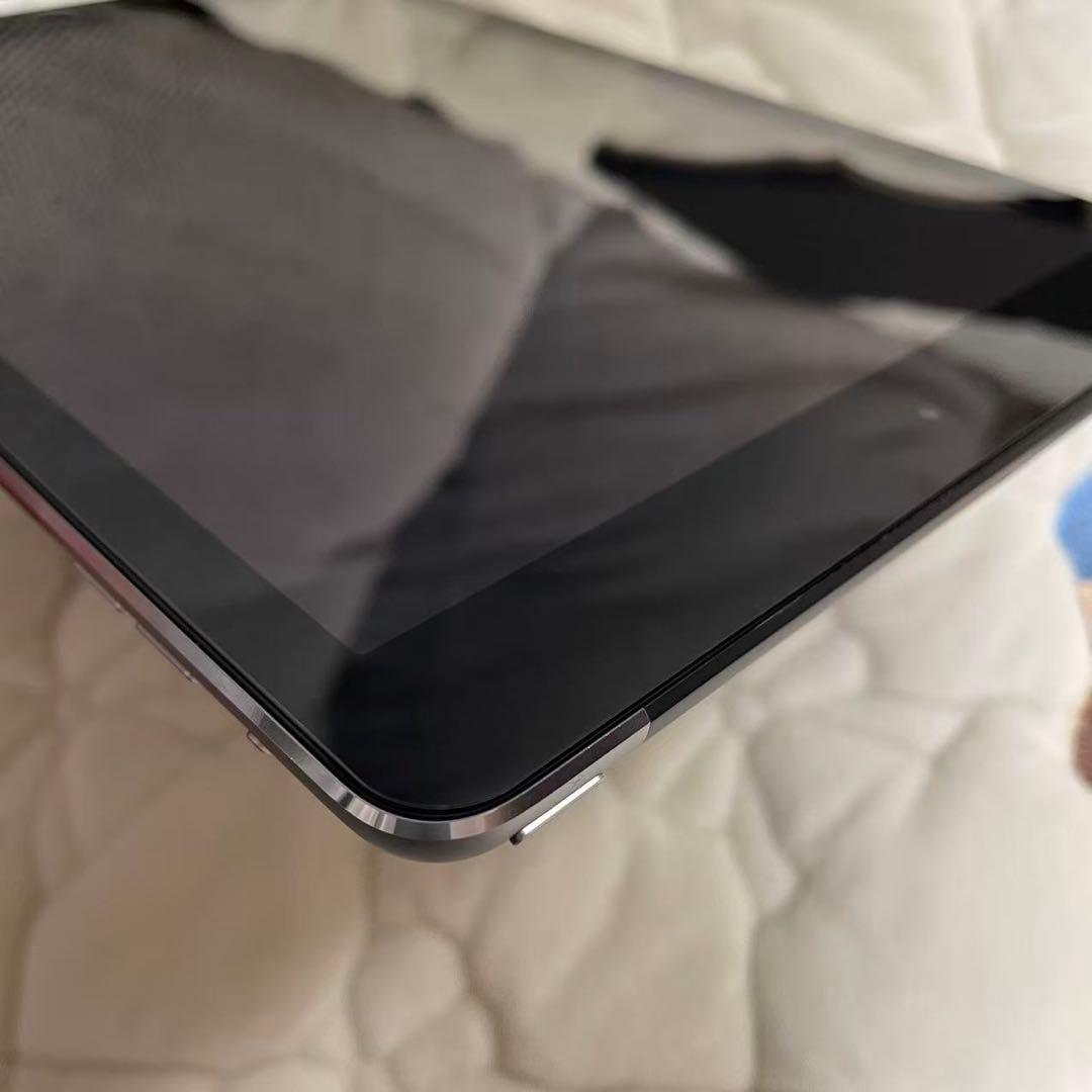 ipad air 9.7 inch大画面　中古品（本体のみ）