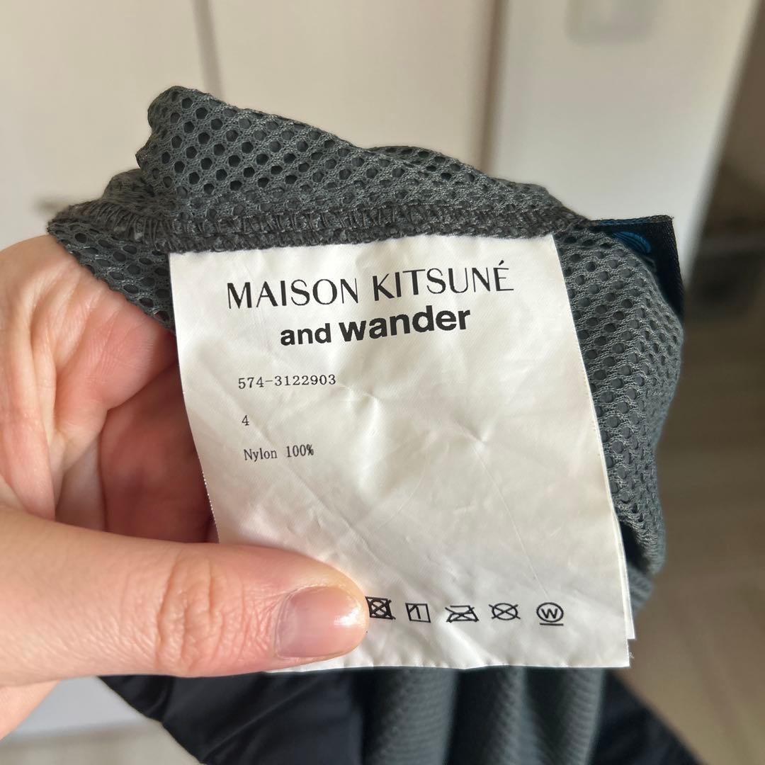 MAISON KITSUNE × and wanderナイロンパンツ