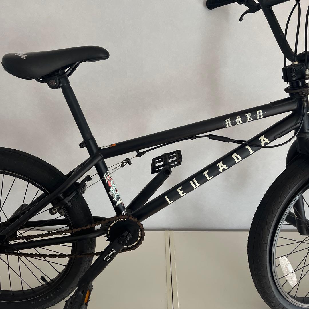 【引き取りのみ】HARO BMX LEUCADIA マットブラック 前輪パンク有