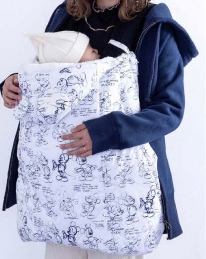 新品タグ付き✦ ꙳ ミッキー 3WAYリバーシブル防寒ケープ