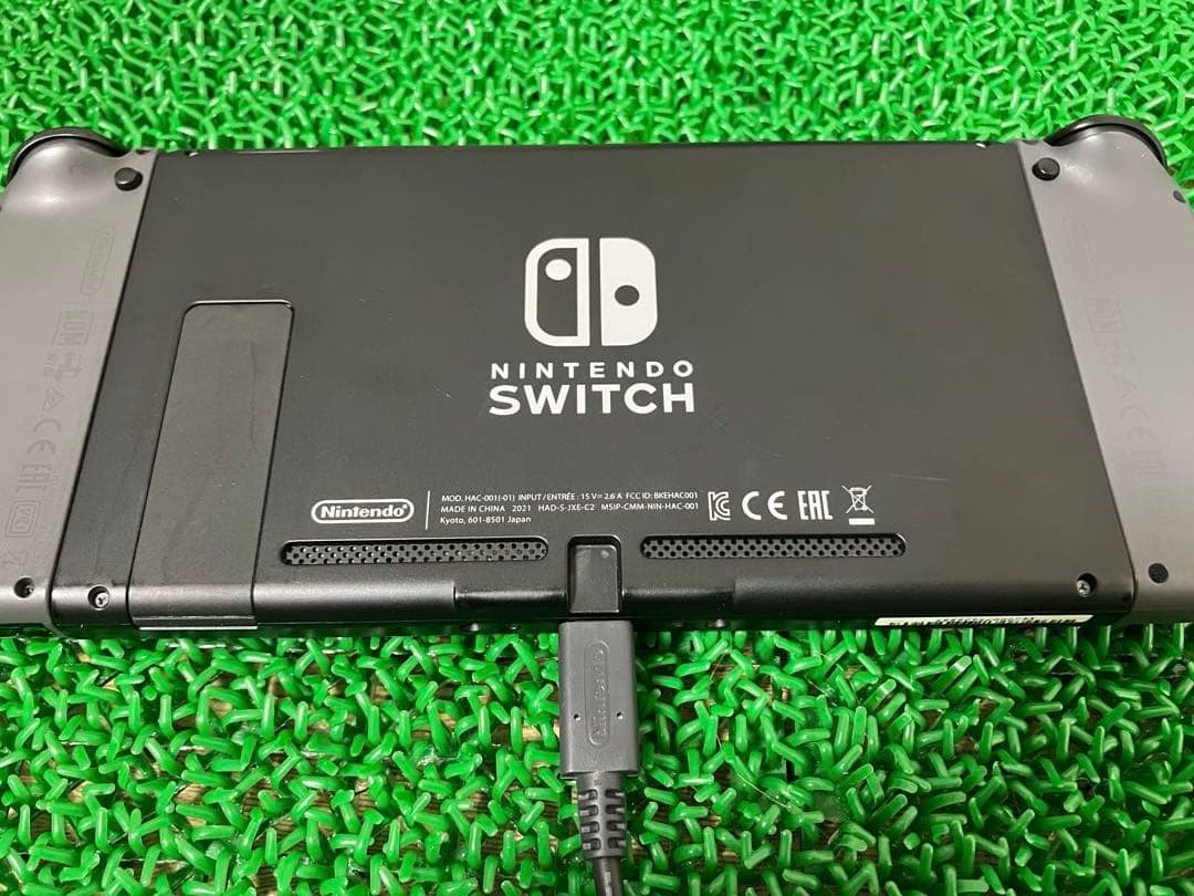 Switchバッテリー拡張版 ＋ microSD64＋ ドック ＋ 充電器