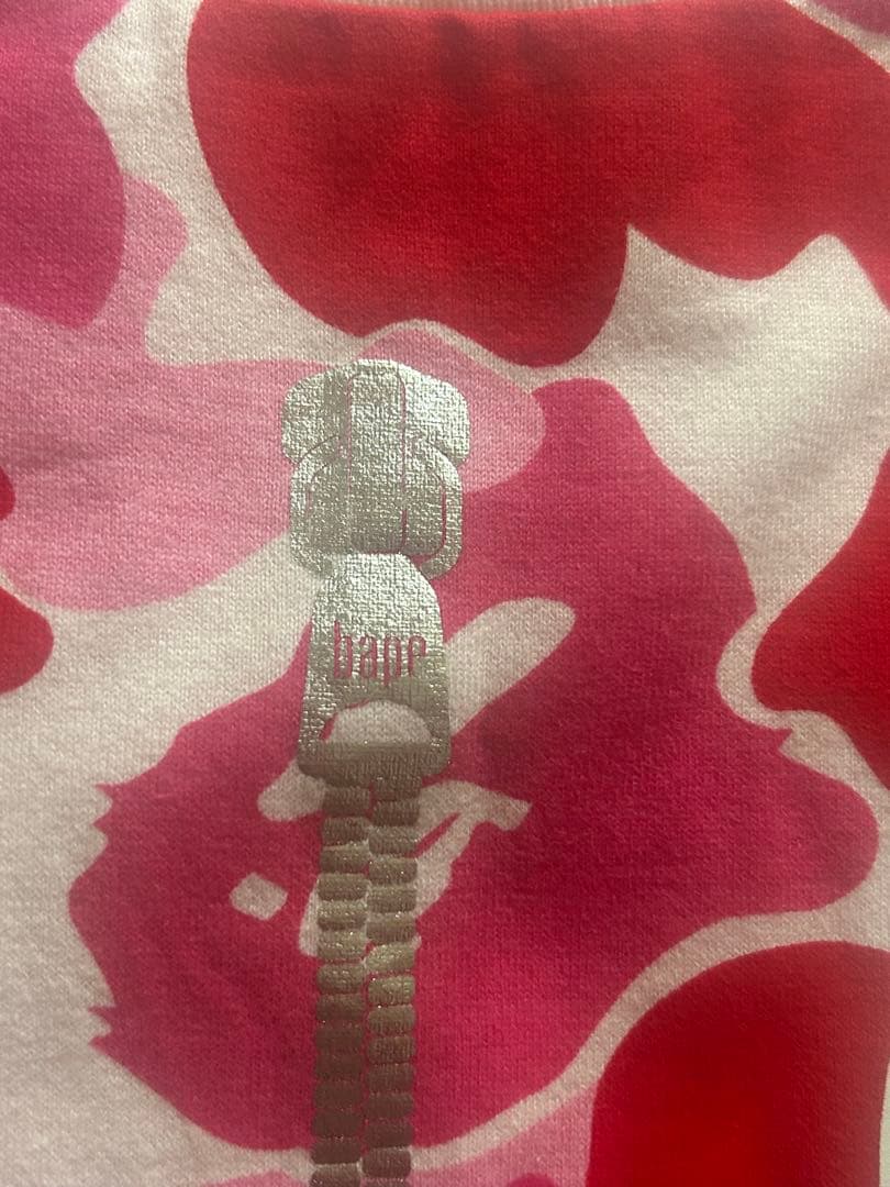 A BATHING APE シャークデザイン Tシャツ ピンク